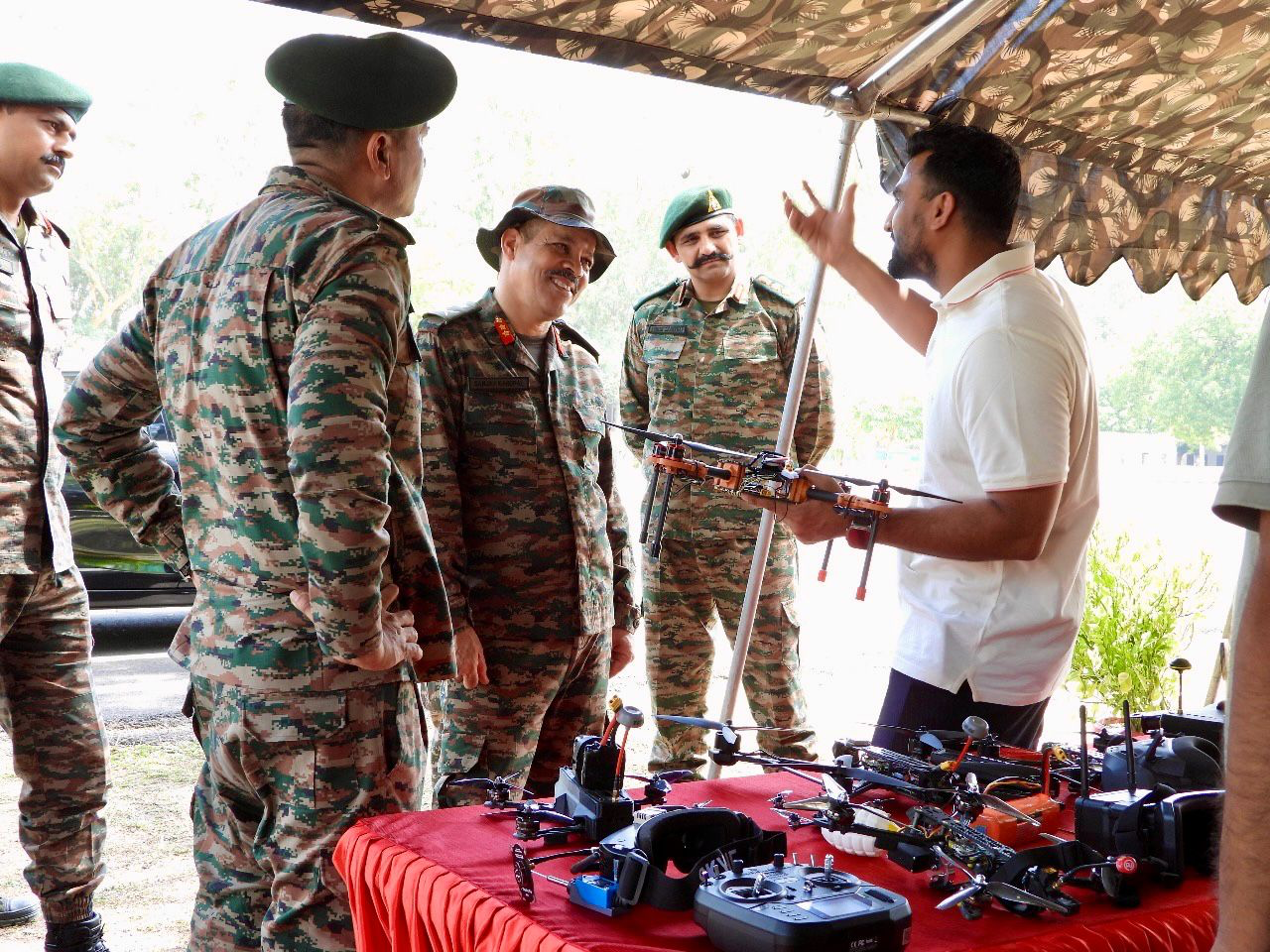 Best FPV Drone Training and Defence Solutions company in India.